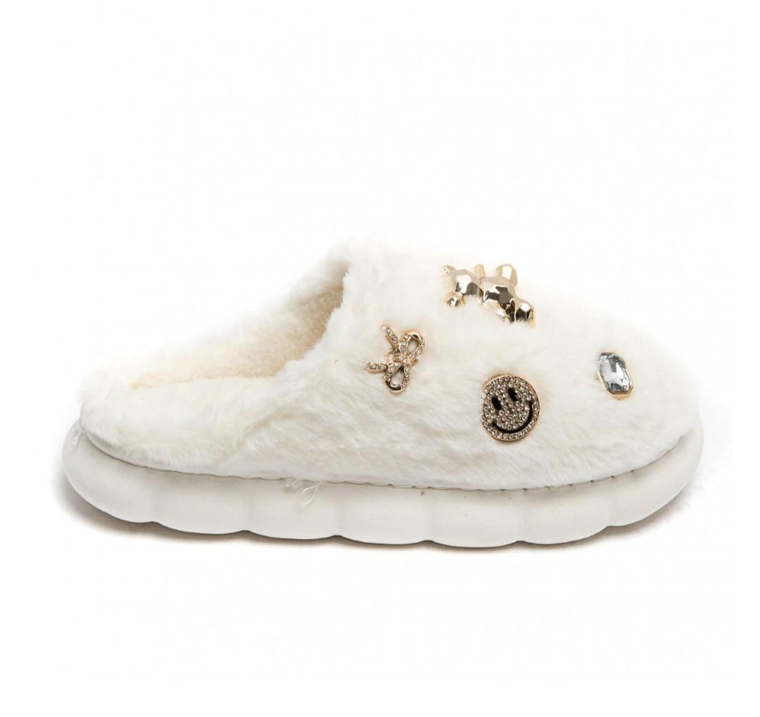 Women's slippers - white - smiley slippers